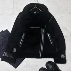 ZARA ザラ 大きめ フェイクムートン ライダース 短丈 ブラック ボア