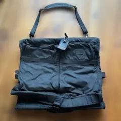 TUMI ガーメントバック 黒