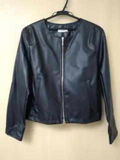 [美品 未使用]ブラックレザージャケット Mサイズ
