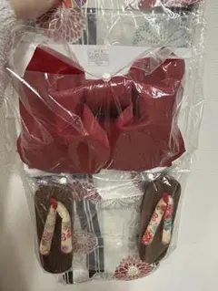 浴衣・帯セット 赤と白の花柄