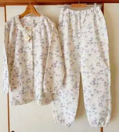 Item thumbnail for item 7ac471fd-4b89-408d-a4a2-ec806423cacb