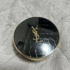 イヴ・サンローラン　ファンデーション　ケース　クロコ