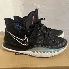 NIKE kyrie7 27cm ブラック　ナイキ　カイリー7のサムネイル