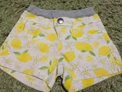 レモン柄ハーフパンツ