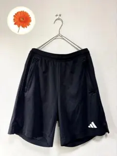 M アディダス ハーフパンツ　トレーニングパンツ　黒　ポケット　ジップ付のサムネイル