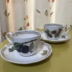 ノリタケ　オーチャード　ティーカップ・ソーサ　2客