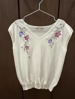 Apuweiser-riche 花柄刺繍ノースリーブ ホワイトのサムネイル