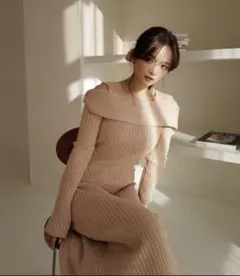 PINUE 長袖ワンピース　ツイストリブニットワンピースPOPUP限定 ピンク