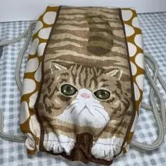 おんぶ茶トラ猫柄リュック　ナップサック