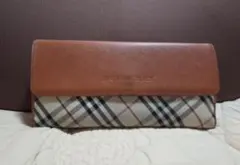 Burberry 長財布 チェック柄 ブラウンのサムネイル
