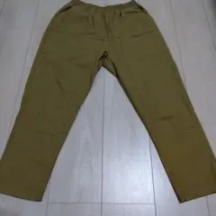 C.L.N. パンツ　カーキ