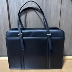 美品　LES MUES 黒 ビジネスバッグ