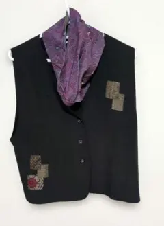 【古布使用】ハンドメイド　黒のノースリーブベストとスカーフセット