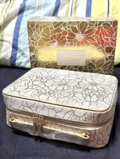 2025年最新】エスティーローダー ポーチの人気アイテム - メルカリ