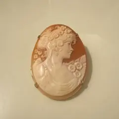 カメオ ブローチ