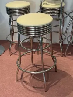 レトロスタイル クロームバースツール クリーム色 レトロスタイル クロームバースツール クリーム色 - メルカリ