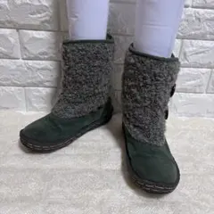 Item thumbnail for item 67c96c6b-8d6e-4f85-a8a7-893280438283