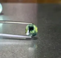 非加熱！3.050ct！稀少な青/黄/緑のパーティーカラー/サファイア！