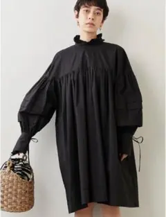 ヴィンテージライク　フリル　リボン　ブラウス　チュニック　黒　ブラック