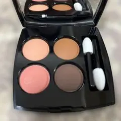 シャネルレキャトルオンブル392限定カラー