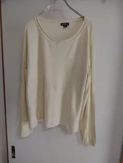 エディーバウアーの白のニット