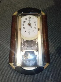 スモールワールド 掛時計 4MJ849RH 掛け時計 インテリア　クルミナール