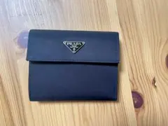 PRADA 黒 三つ折り財布 【送料込み】