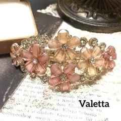 お花のバレッタ