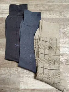BURBERRY 靴下 3色セット 25-27