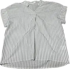 【美品】a.v.vストライプ Vネック 半袖シャツ S オフィスカジュアル