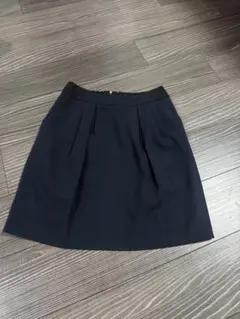 ネイビー ミニスカート バックジップのサムネイル