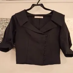 黒 半袖ブラウス　ショート丈ジャケット