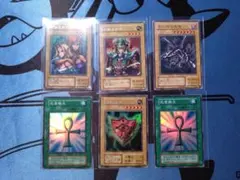 遊戯王OCGカードセット　千年の盾　真紅眼の黒竜　死者蘇生