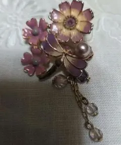 ♡花モチーフのエレガントブローチ ブラブラ揺れて可愛い❕