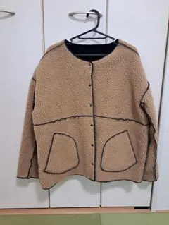 アーバンリサーチ ボアジャケットリバーシブル ベージュ ネイビー 2ポケット