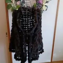 ミンク編み込みリアルファーケープ ショール ポンポン付き