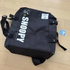 【新品】スヌーピー リュック 黒 男女兼用のサムネイル