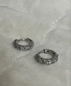 シルバーフープピアス クリスタル装飾