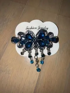 青色蝶デザインブローチ