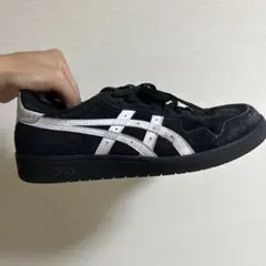 ASICS スエード ローカットスニーカー ブラック/ホワイト