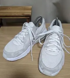 NIKE ナイキ AIRMAX エアマックス エクシー ベージュ　23cmのサムネイル