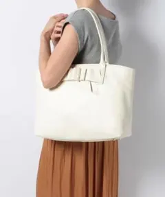 ランバンオンブルー 定価2,6万 ロレッタ トートバッグ レザー 多収納 白