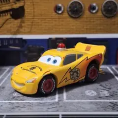 カーズトミカ C-31 ライトニングマックィーン(パトロールタイプ)