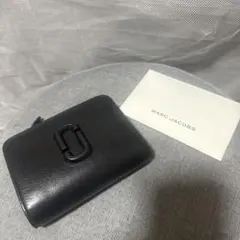 MARC JACOBS 二つ折り財布 ブラックのサムネイル