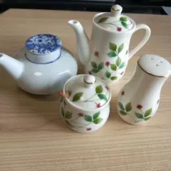 庫山窯　花柄調味料入れ. 陶器製 ３点セット　たち吉しょうゆさし　　まとめ売り