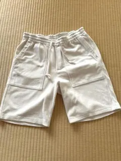 ユナイテッドアローズ　メンズハーフパンツ　白のサムネイル
