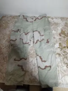 カーゴパンツ 迷彩柄 カーキ