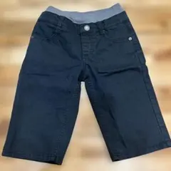 トップバリュ　ブラックハーフパンツ ウエストゴム付き　140センチ