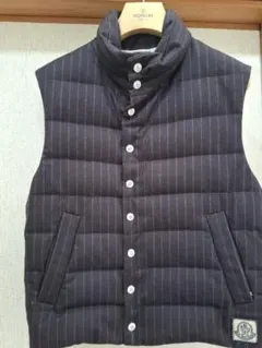 MONCLER ネイビー ストライプ ベスト　旧ロゴ　ガムブルー MONCLER ネイビー ストライプ ベスト旧ロゴガムブルー