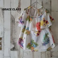 極美品　GRACE CLASS グレースクラス ボタニカルカリビアントップ　36のサムネイル
